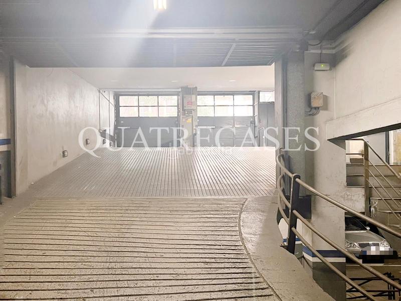 Foto 8f25e20a-40e1-4f3e-b47a-4d31d7aa9bf6. Parking voiture dans El Camp d´en Grassot i Gràcia Nova Barcelona