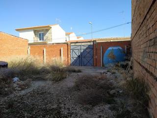 Terreno residencial en Tomelloso. Solar de 145m2 de superficie cerca de la calle oriente.