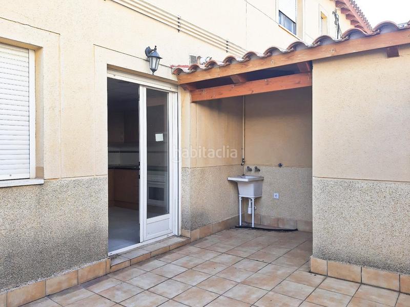 Foto ed1854f7-3f9b-4aa2-9969-9cfd45fd5b70. Casa a schiera con riscaldamento parcheggio in Tomelloso