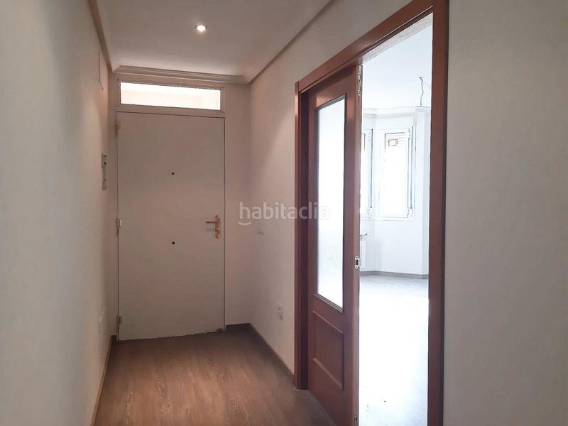 Foto f10963cf-487a-47d9-917b-b2b65f7cd579. Casa a schiera con riscaldamento parcheggio in Tomelloso