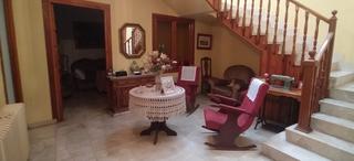 Masia a Herencia. Casa de dos plantas en venta con 9 dormitorios en herencia.