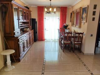 Casa adossada a Los Rosales. Vivienda adosada para entrar a vivir en ciudad real