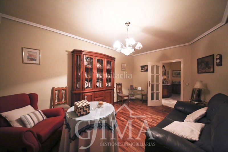 Foto 8f05b5fc-7333-4a37-a555-d03cce90b647. Casa amb calefacció aparcament a Tomelloso