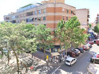 Pis a Plaza de Toros. Piso en buen estado de 4 dormitorios en venta