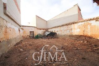 Terrain résidentiel à Tomelloso. Solar en venta al lado de la avda antonio huertas. 248 m2 de sup