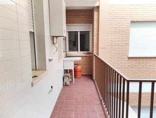 Appartement à Carrión de Calatrava. Piso de 3 dormitorios en venta en carrion de cva