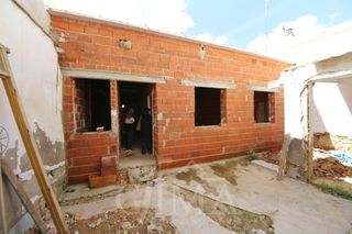 Residential Plot in Tomelloso. Solar con 156m2 de parcela y 12m de fachada. zona calle doña cri