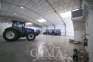 Location Bâtiment à usage industriel à Tomelloso. Nave en alquiler con 1640m2 aprox de superficie útil situada en