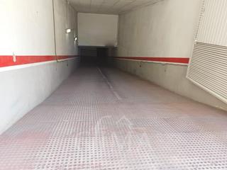 Aparcament cotxe a Tomelloso. Plaza de garaje en venta en la zona de la calle don víctor peñas