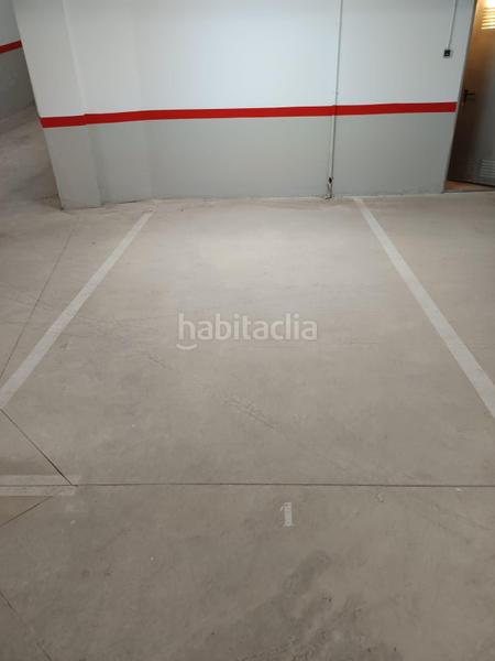 Foto 0bb6f283-e1c5-4700-af59-068f65939658. Aparcament cotxe a Pedro Muñoz