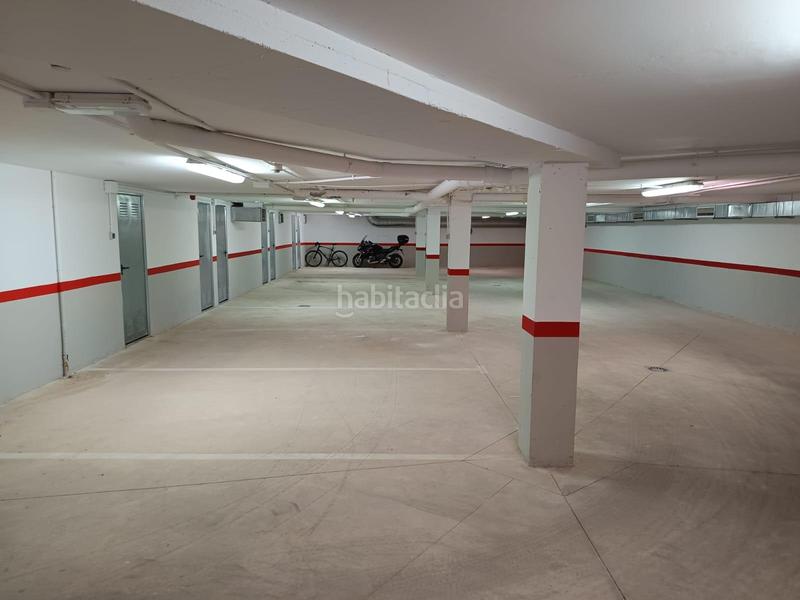 Foto a3c7bf45-b0d2-4b5e-8389-5c0a440240d6. Aparcament cotxe a Pedro Muñoz