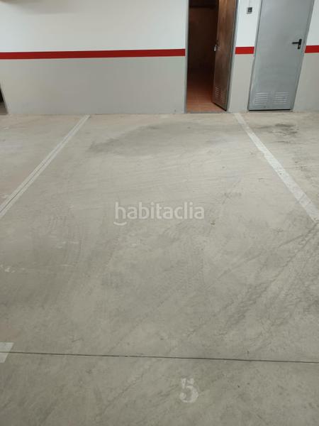 Foto e994dbe7-edb4-403c-a8e4-7ecb892bfed2. Aparcament cotxe a Pedro Muñoz