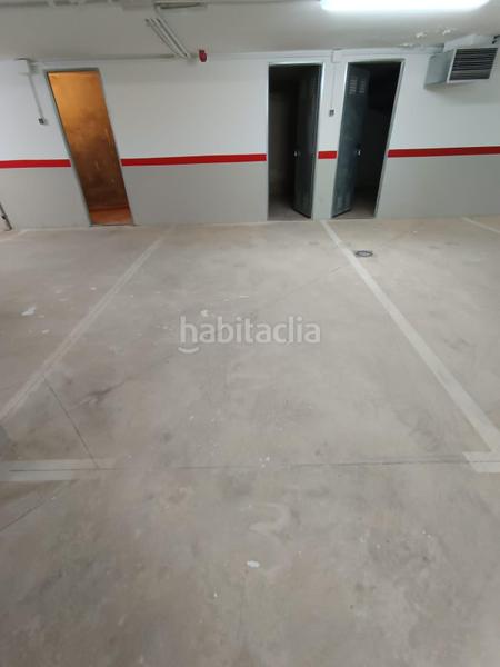 Foto fab42c9e-e559-4116-a83a-04b1de1e7afe. Aparcament cotxe a Pedro Muñoz