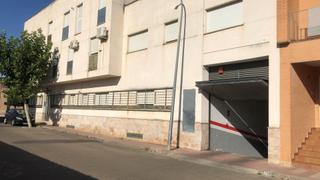 Aparcament cotxe a Malagón