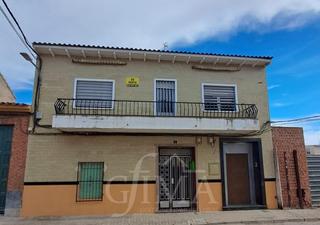 Casa a Argamasilla de Alba. Piso de 3 dormitorios en el centro de argamasilla de alba