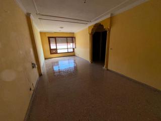 Pis a Mesas (Las). Piso con 4 dormitorios y 2 baños en las mesas