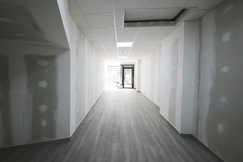 Foto 556187f3-6c93-420b-87a8-96570b691d93. Lloguer local comercial a Tomelloso