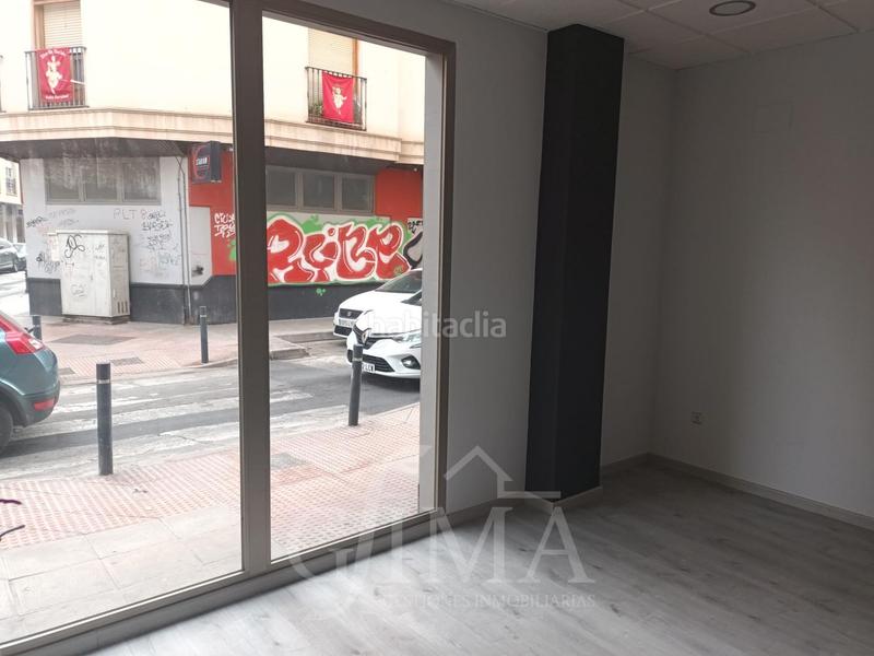 Foto 4b6fdb2a-d46a-43c3-af1c-c997ba1bdaef. Alquiler local comercial en Plaza de Toros Ciudad Real