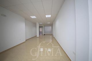 Lloguer Local Comercial a Tomelloso. Local en alquiler en zona centro .