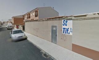 Terreno residencial en Tomelloso. Solar de 475m2 de superficie y 13 metros de fachada en la zona c