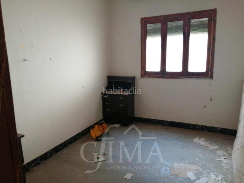 Foto a020db09-e8b0-4ef0-be61-f989b8cf58a0. Terreno residencial casa solar , con 119m2 de parcela en Campo de Criptana