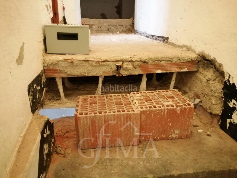 Foto c024d571-ec49-47c9-8955-37cc229b8cf8. Terreno residencial casa solar , con 119m2 de parcela en Campo de Criptana