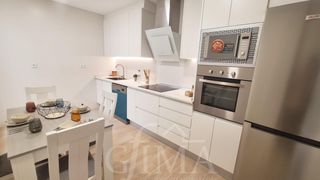 Semi detached house  Calle guarnicioneros. Casa adosada a estrenar con 4 dormitorios y 3 baños