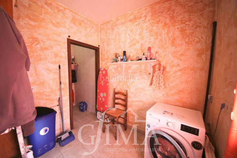 Foto 0890e10a-eae2-4c44-81b1-09c9c964c6b5. Erdgeschoss mit heizung parking in Argamasilla de Alba