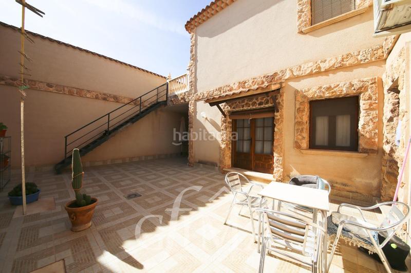 Foto 1a6ecf88-a2cf-477f-acc3-606d544f2e23. Erdgeschoss mit heizung parking in Argamasilla de Alba