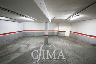 Autoparkplatz in Tomelloso. Lote de 3 plazas de garaje en cdon victor peñasco