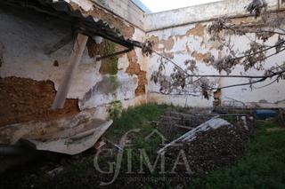 Masia a Tomelloso. Casa  solar con 190m de parcela cerca de avda príncipe alfonso