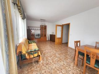 Pis a Ruidera. Piso en venta en ruidera con dos plazas de garaje y un trastero