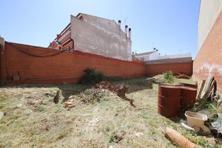 Residential Plot in Tomelloso. Solar rectangular de 251m2 con 10 m de fachada