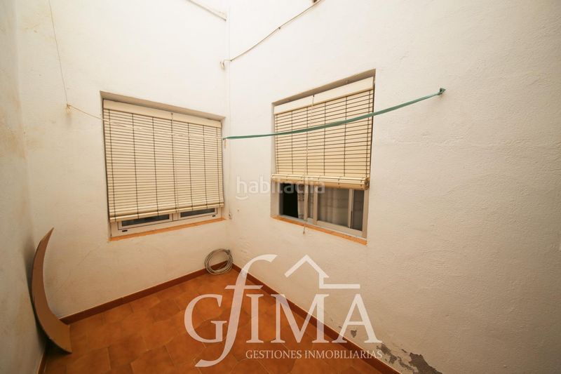 Foto b5bf1d6a-5aeb-4077-a12b-d158ac4b5bd0. Casa amb calefacció aparcament a Tomelloso