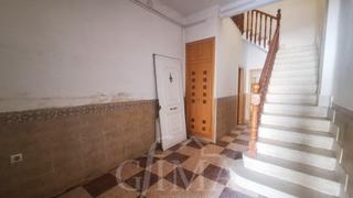 Casa a Alcázar de San Juan. Casa de dos plantas y 3 dormitorios en alcázar de san juan
