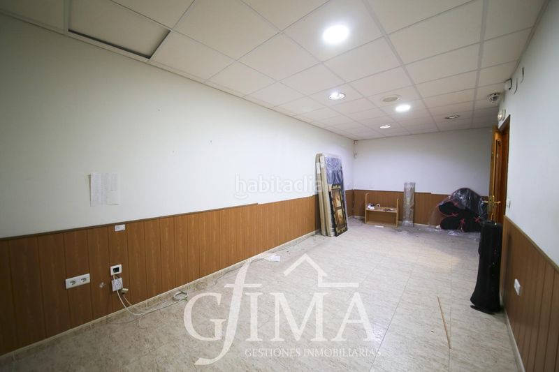 Foto f3f8478f-60dd-4efc-aca7-4697abbbe3b1. Edificio  de dos plantas con negocio rentable y alquiler con opción a compra en Tomelloso