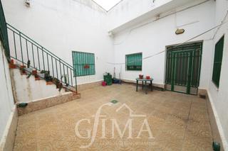 Maison à Tomelloso. Fantástica casa de planta baja muy próxima a avda. juan carlos i