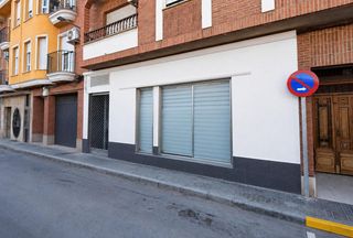 Local Comercial  Calle lepanto. Local centrico en clepanto con 101m2 y 2 aseos