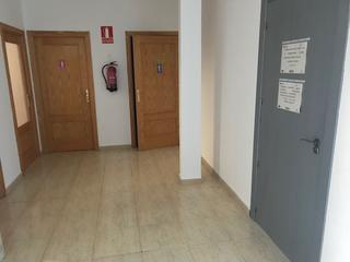 Geschäftsraum in Tomelloso. Local muy luminoso y céntrico.