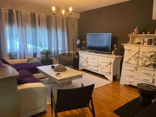 Maison jumelée à Los Rosales. Preciosa adosado para entrar a vivir