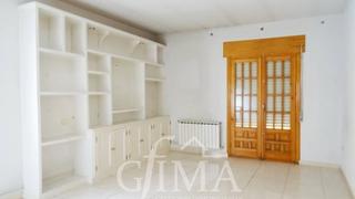 Casa in Tomelloso. Casa de dos plantas con 277m2 de superficie.