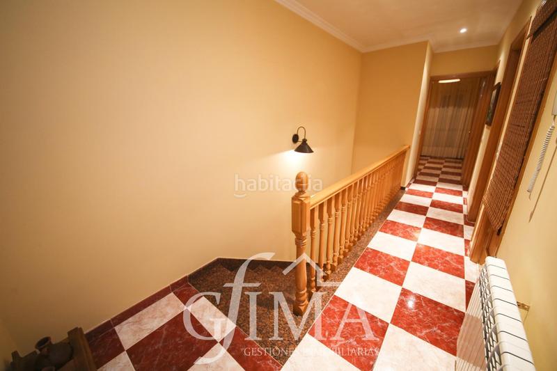 Foto 78a999ed-faf4-4413-bacd-22616011234a. Semi detached house with heating parking in Tomelloso