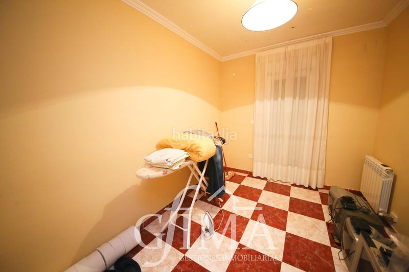 Foto b15ecaae-e600-4679-9f7f-0fb41b114c46. Semi detached house with heating parking in Tomelloso