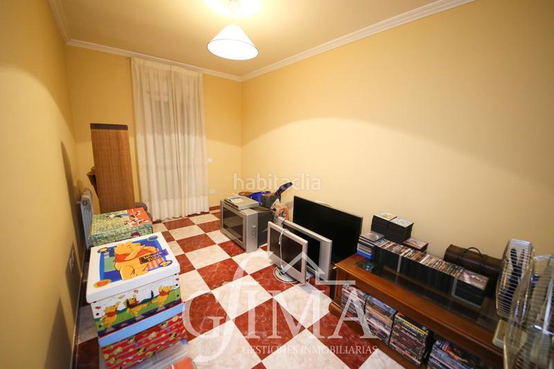 Foto bf77a17b-6bc9-4729-9434-1efdbc2a972a. Semi detached house with heating parking in Tomelloso