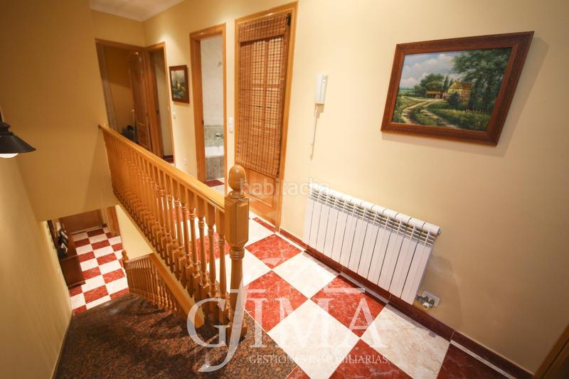 Foto e9a95d0b-a1d0-4fc9-9692-336c2516ad9b. Semi detached house with heating parking in Tomelloso