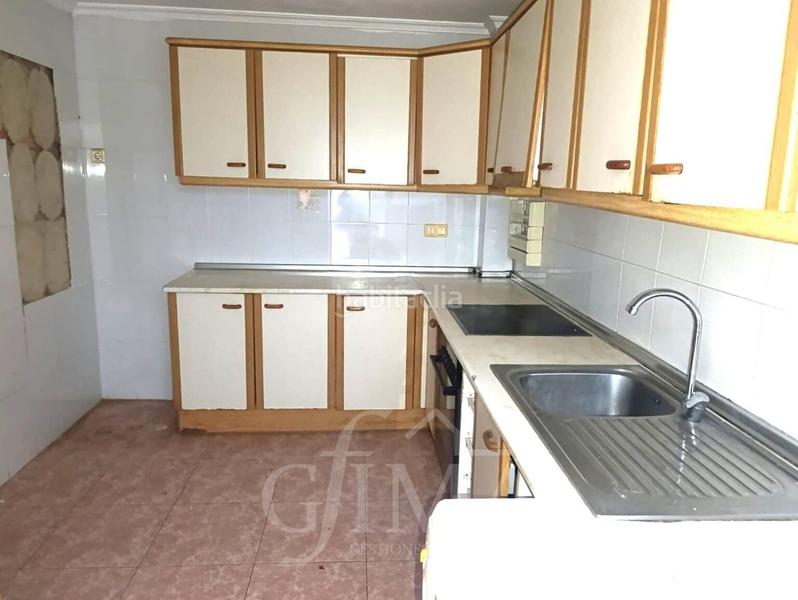 Foto 0a076669-40bc-41e0-8c84-09cfe89d209e. Erdgeschoss mit heizung in Valdepeñas