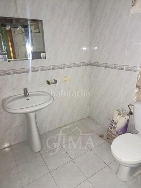 Foto 4d3a6f6e-8f50-486d-8529-09cc510b3651. Erdgeschoss mit heizung in Valdepeñas