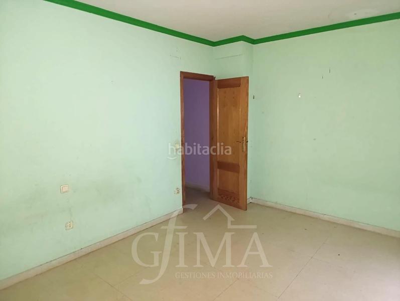 Foto a5b4bc6a-287b-4406-adec-adc430185b16. Erdgeschoss mit heizung in Valdepeñas