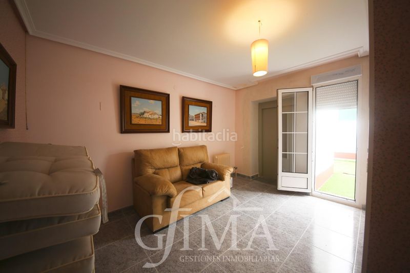 Foto a9368093-2789-4907-b784-9ad8fc5de5fb. Pis amb calefacció aparcament a Tomelloso