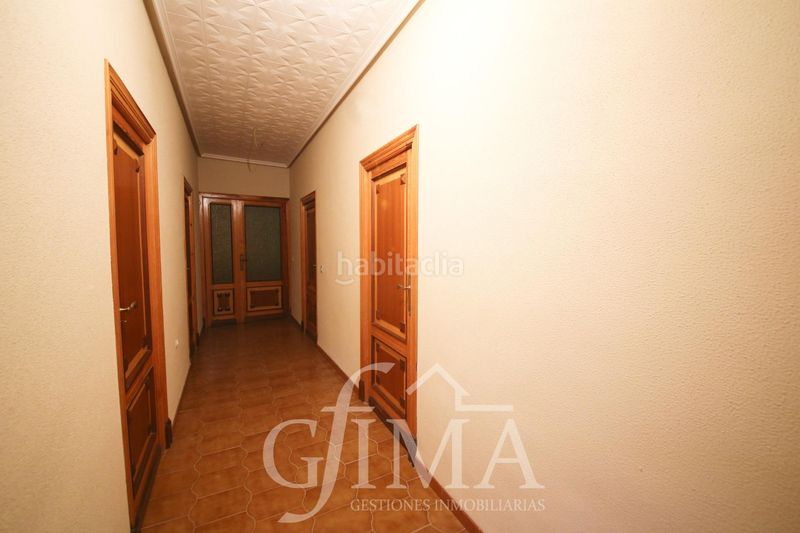 Foto a60e0b59-48c4-45b9-aef2-dfdb08a41d71. Casa amb calefacció aparcament a Tomelloso